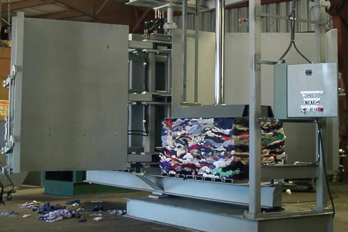 Harris American Co. Dhw Series Baler